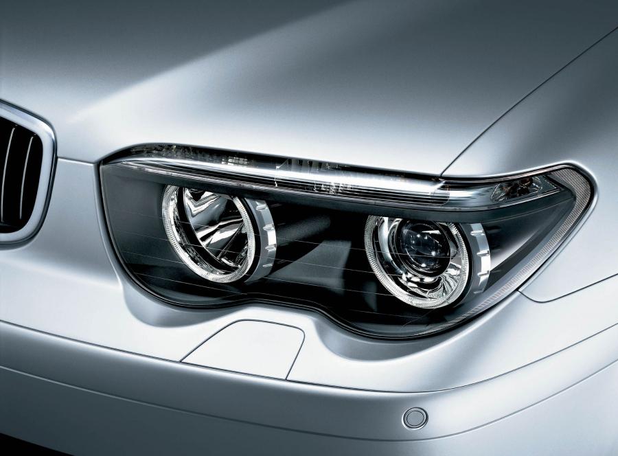  BMW 7-Series Sport Package 2002 года  (фото 5 из 6)